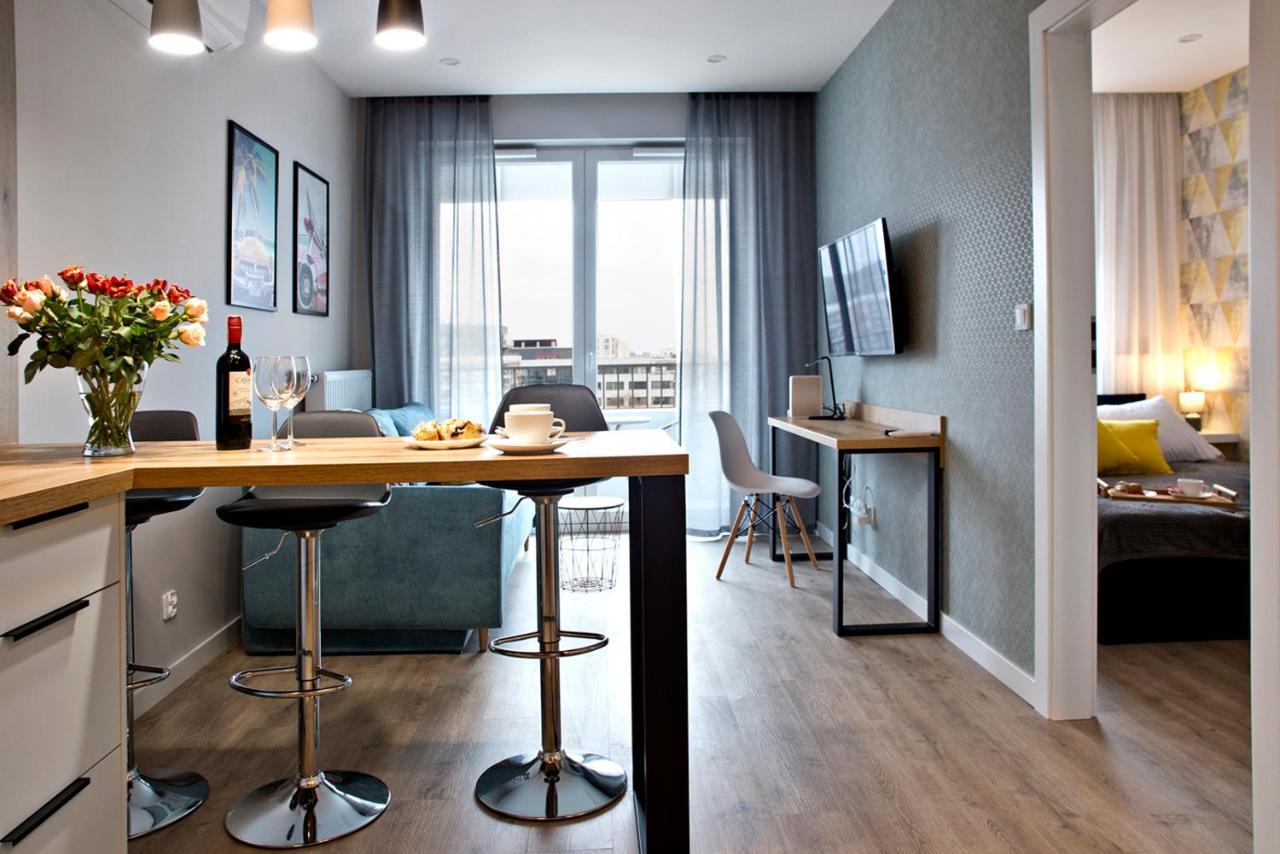 Komputerowa Serviced Apartments By P&O Warszawa Eksteriør billede