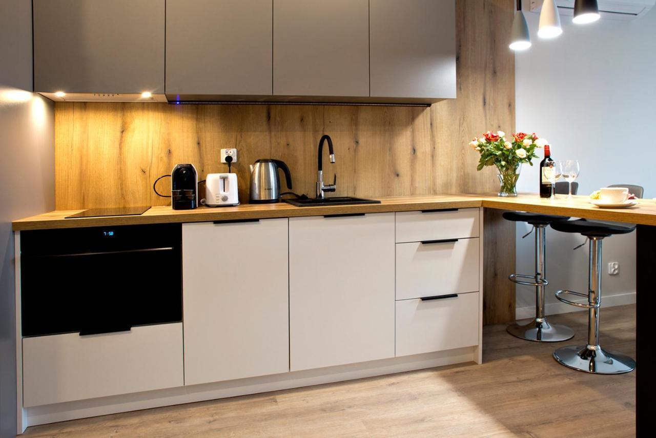 Komputerowa Serviced Apartments By P&O Warszawa Eksteriør billede